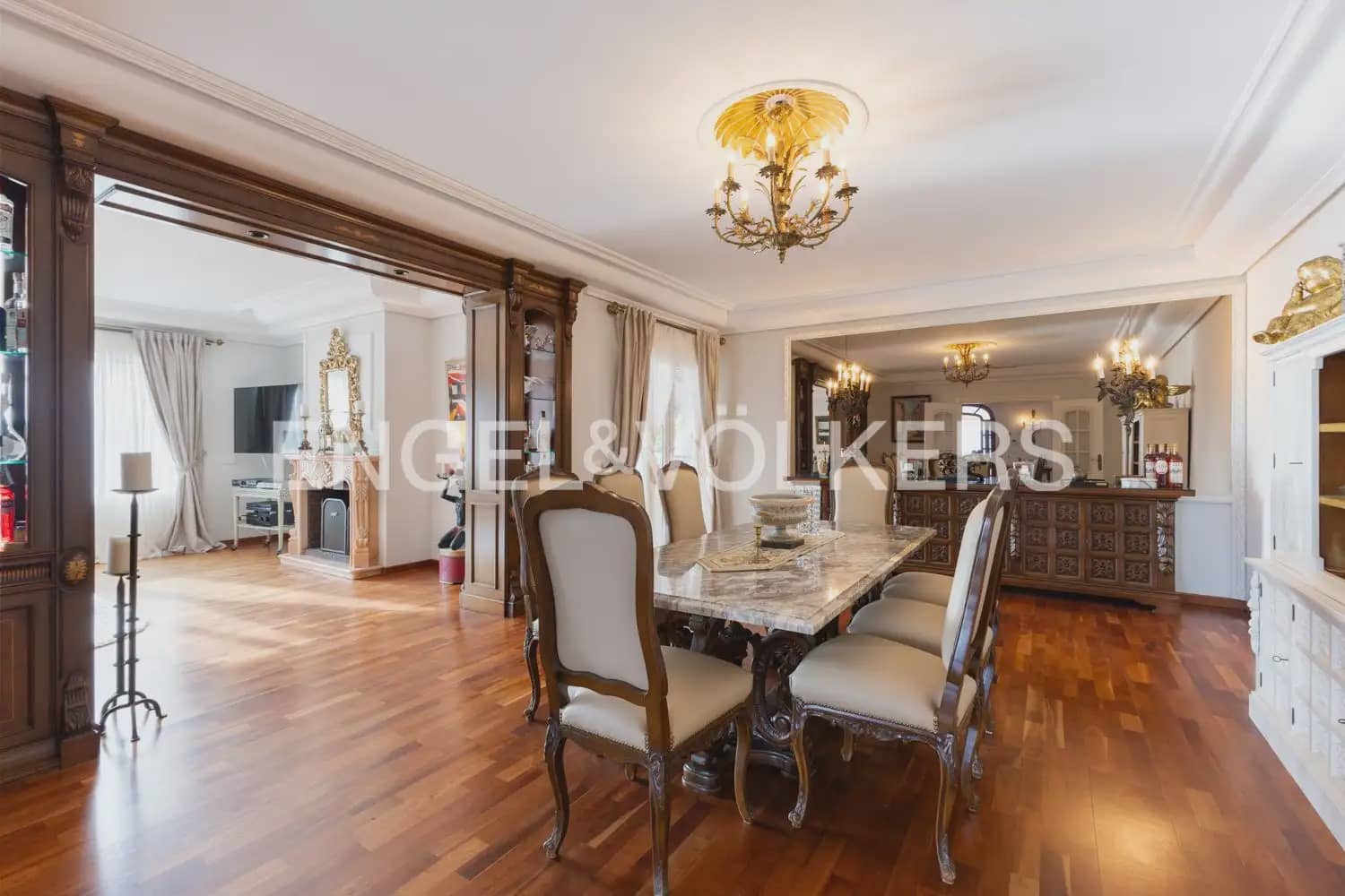 5 chambre Villa/Maison à vendre à Oropesa  avec piscine garage - 1 320 000 € (Ref: 9898156)