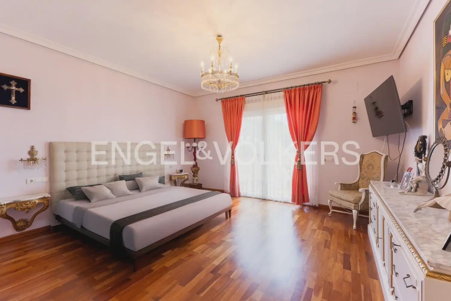5 chambre Villa/Maison à vendre à Oropesa  avec piscine garage - 1 320 000 € (Ref: 9898156)