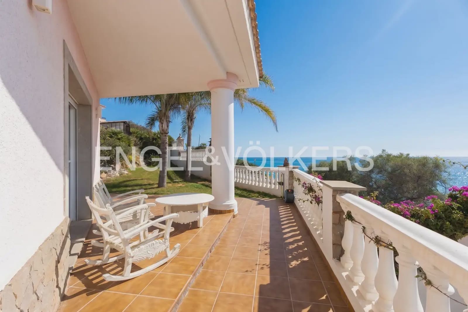 5 chambre Villa/Maison à vendre à Oropesa  avec piscine garage - 1 320 000 € (Ref: 9898156)
