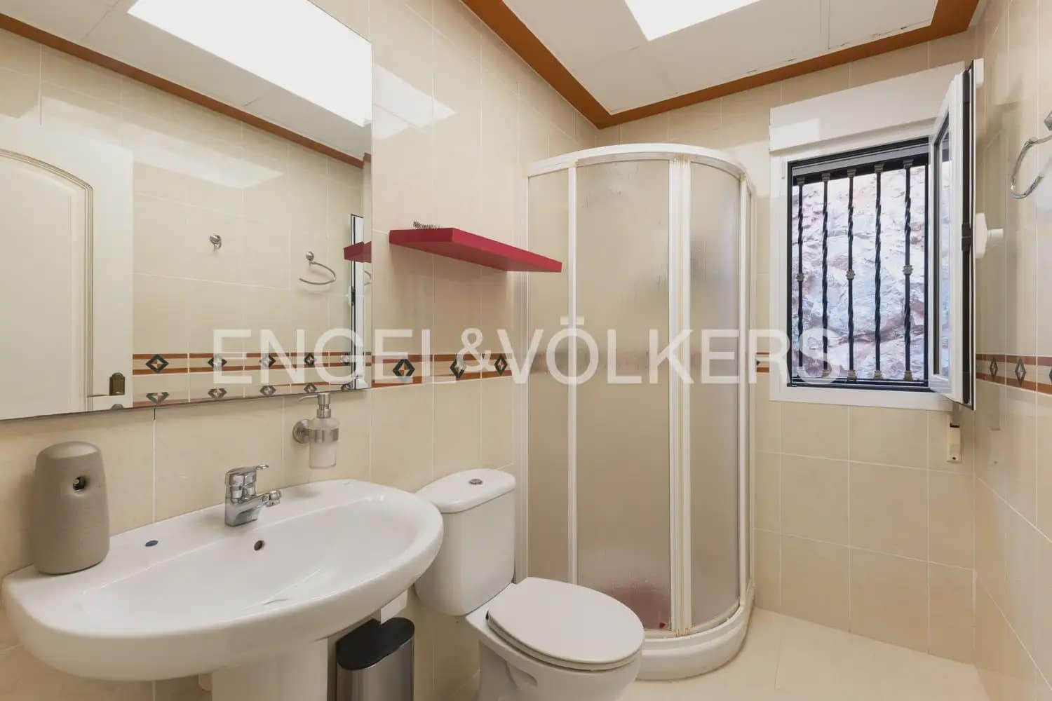 5 chambre Villa/Maison à vendre à Oropesa  avec piscine garage - 1 320 000 € (Ref: 9898156)