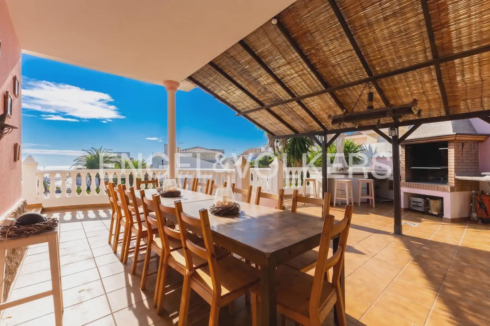 5 chambre Villa/Maison à vendre à Oropesa  avec piscine garage - 1 320 000 € (Ref: 9898156)