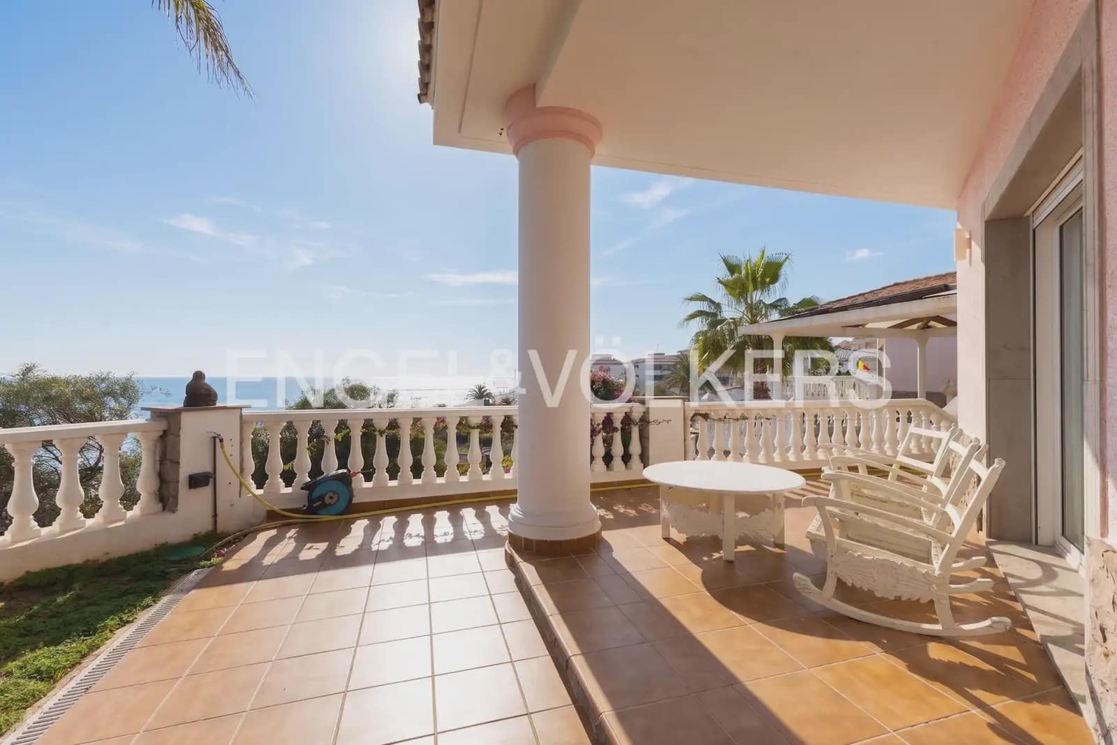 5 chambre Villa/Maison à vendre à Oropesa  avec piscine garage - 1 320 000 € (Ref: 9898156)