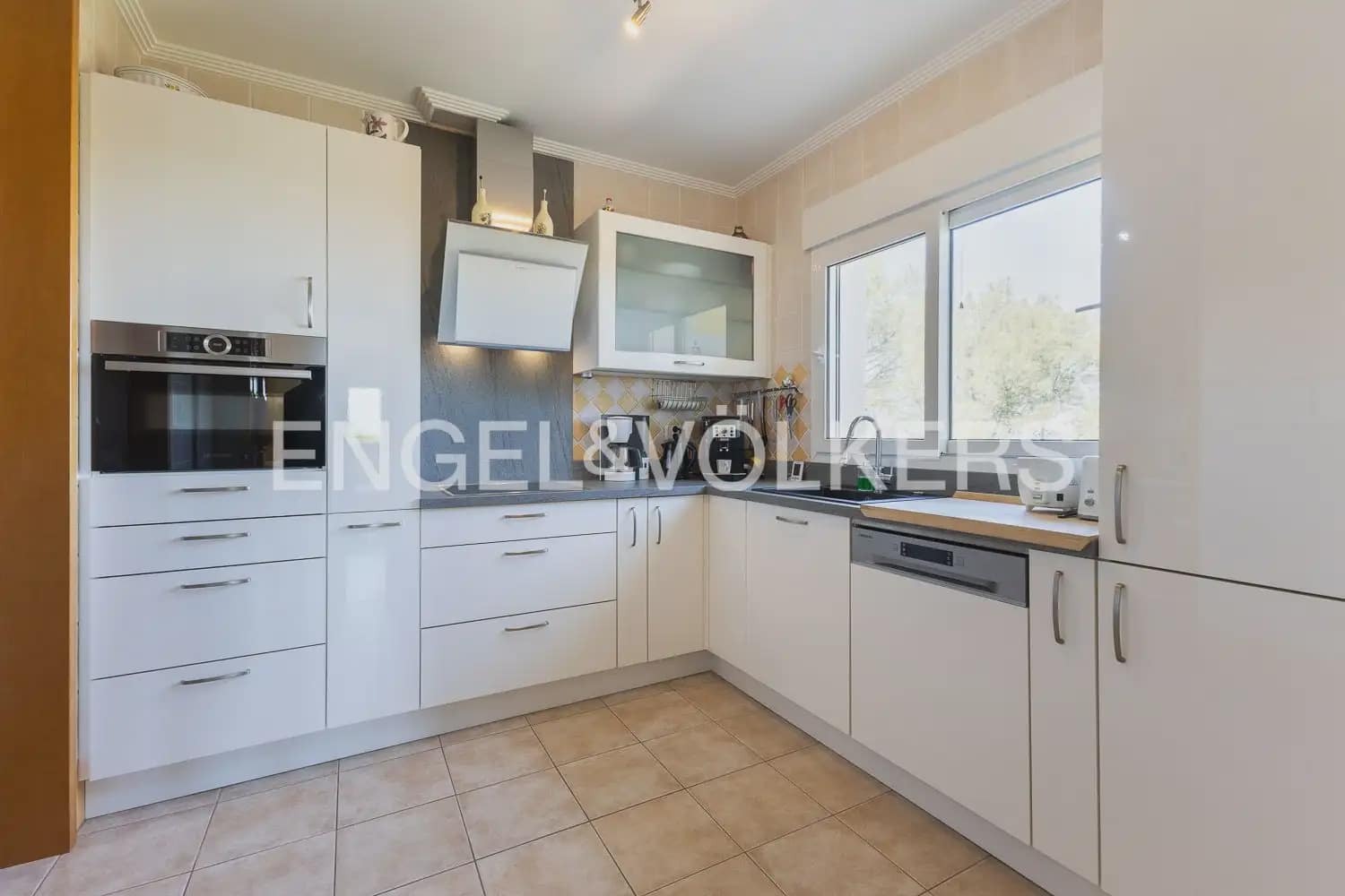 3 sypialnia Willa na sprzedaż w Denia z garażem - 549 000 € (Ref: 9898157)