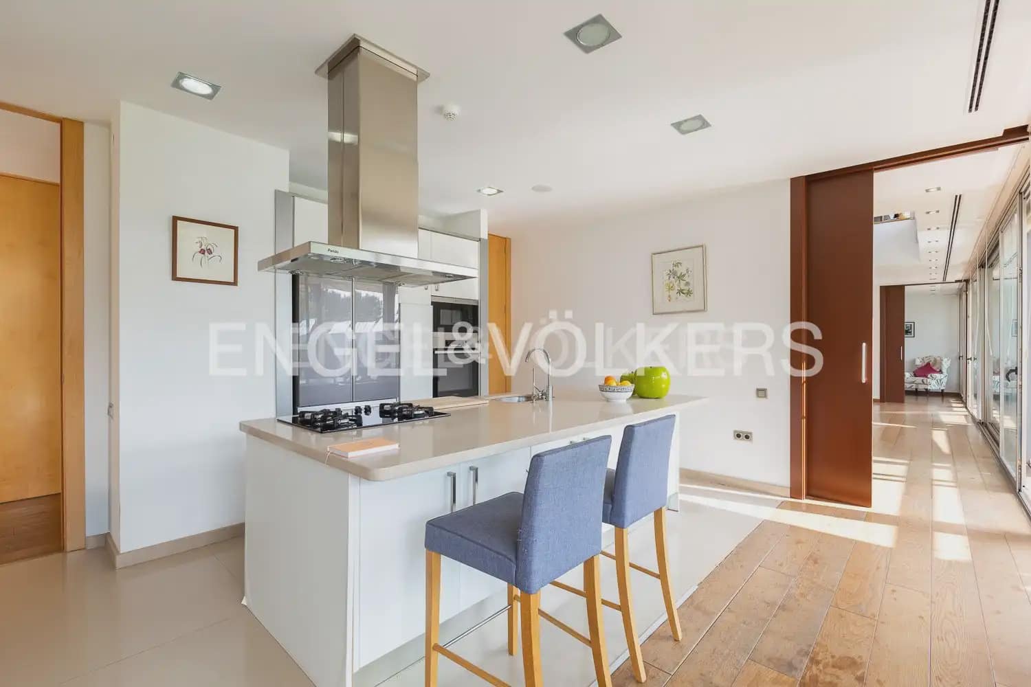 5 bedroom Villa for sale in Olocau with pool garage - € 1,095,000 (Ref: 9898158)