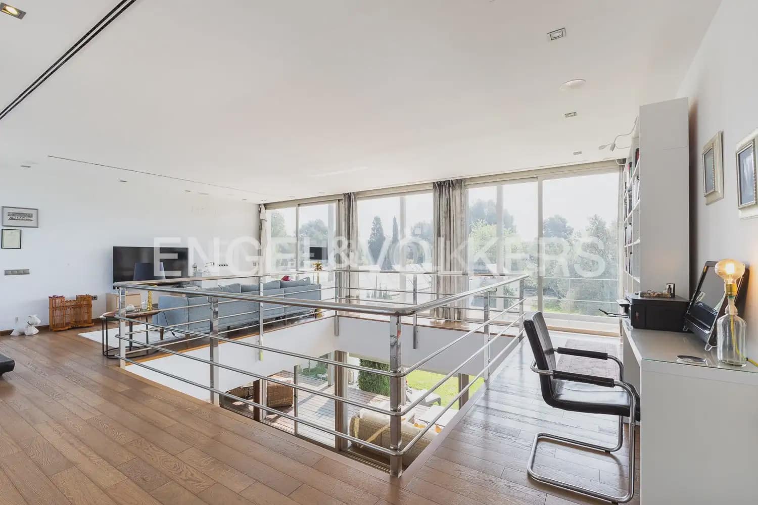 5 bedroom Villa for sale in Olocau with pool garage - € 1,095,000 (Ref: 9898158)