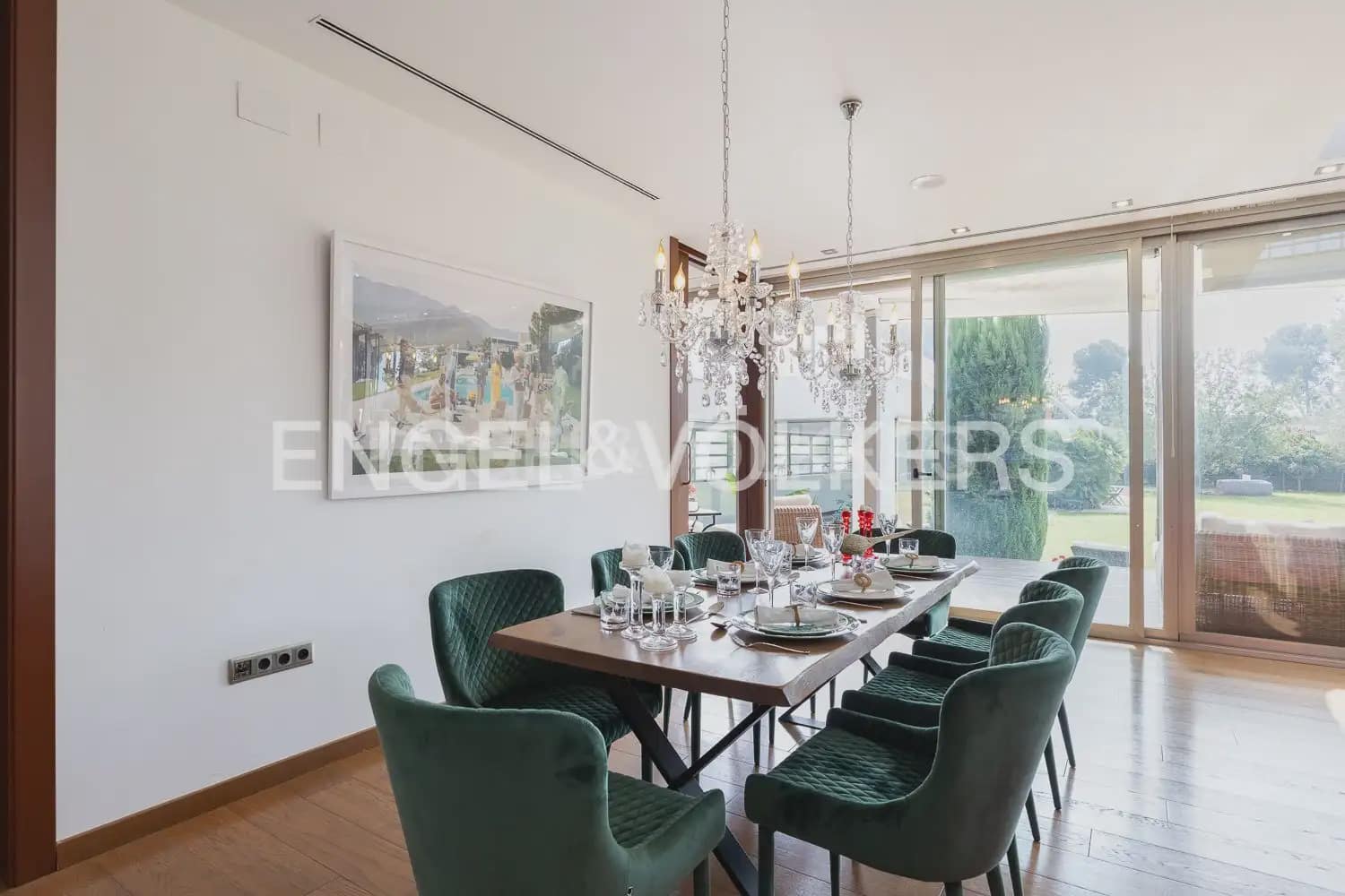 5 bedroom Villa for sale in Olocau with pool garage - € 1,095,000 (Ref: 9898158)