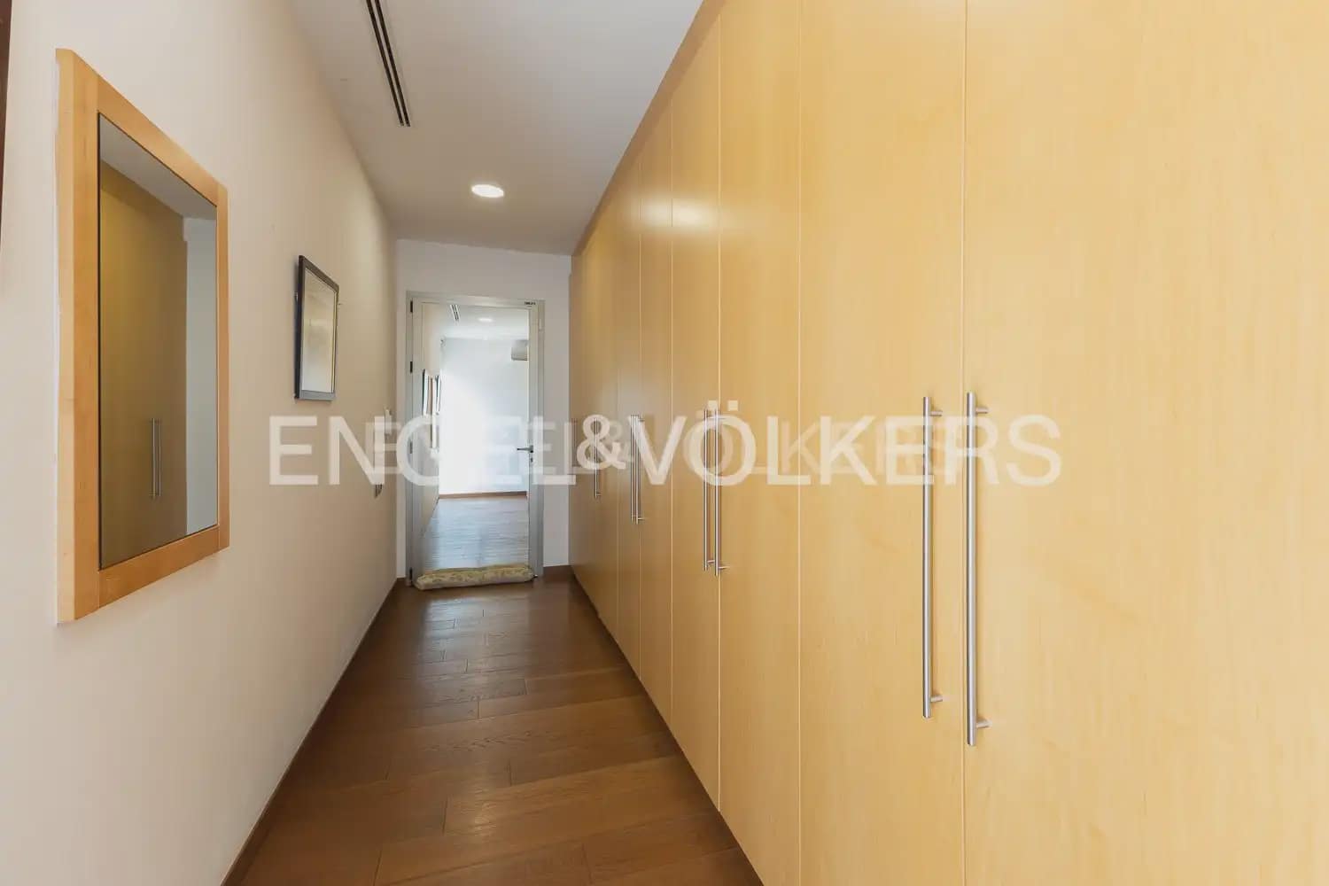 5 bedroom Villa for sale in Olocau with pool garage - € 1,095,000 (Ref: 9898158)