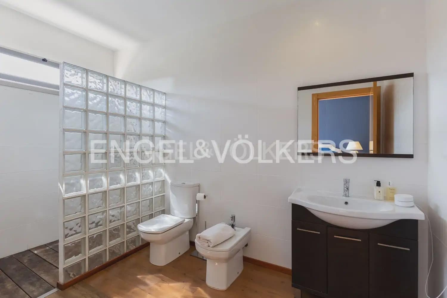 5 bedroom Villa for sale in Olocau with pool garage - € 1,095,000 (Ref: 9898158)
