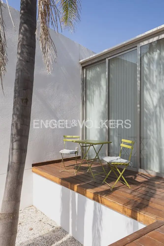 5 bedroom Villa for sale in Olocau with pool garage - € 1,095,000 (Ref: 9898158)