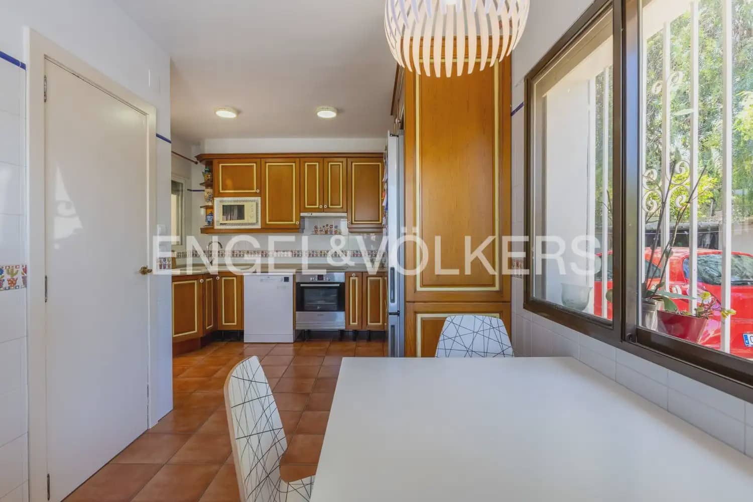 Chalet de 6 habitaciones en Dénia en venta con piscina garaje - 795.000 € (Ref: 9898163)