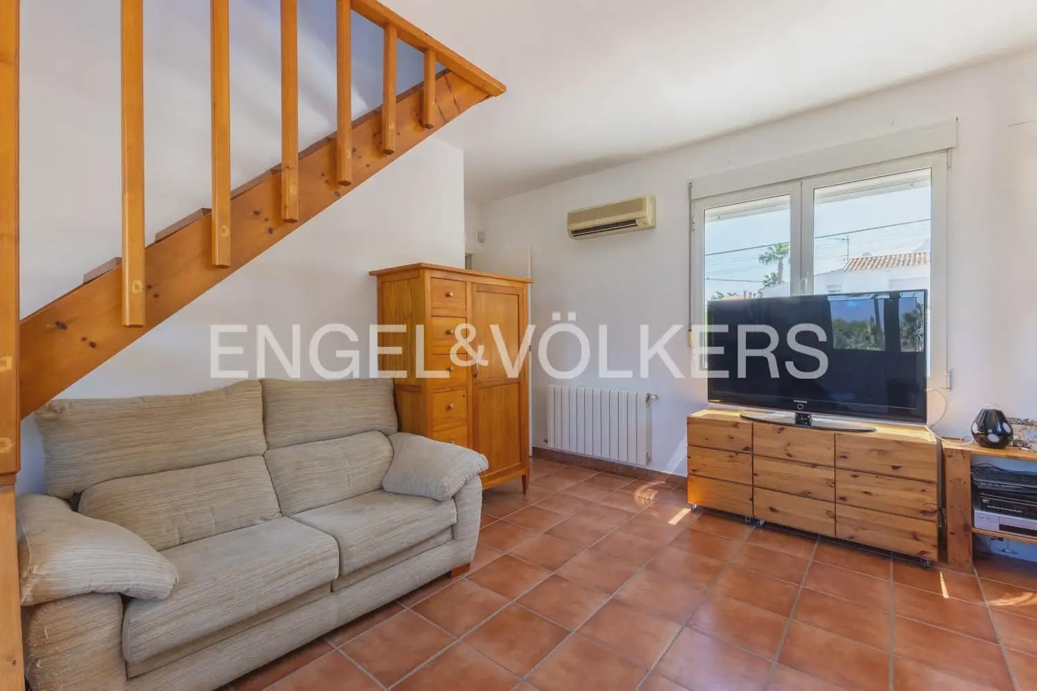 Chalet de 6 habitaciones en Dénia en venta con piscina garaje - 795.000 € (Ref: 9898163)