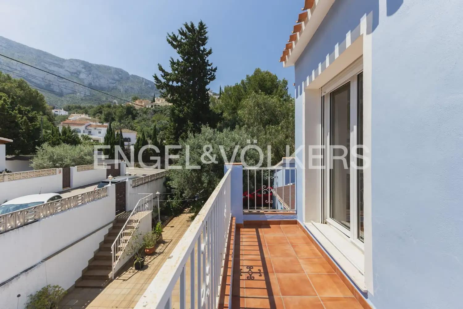 Chalet de 6 habitaciones en Dénia en venta con piscina garaje - 795.000 € (Ref: 9898163)