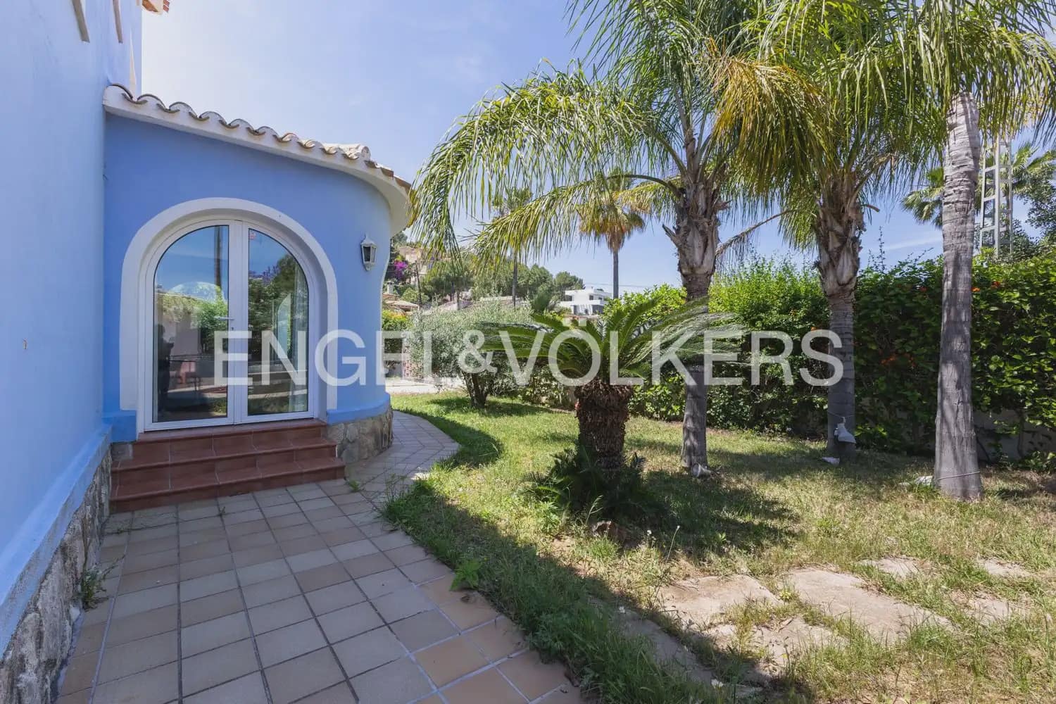 Chalet de 6 habitaciones en Dénia en venta con piscina garaje - 795.000 € (Ref: 9898163)