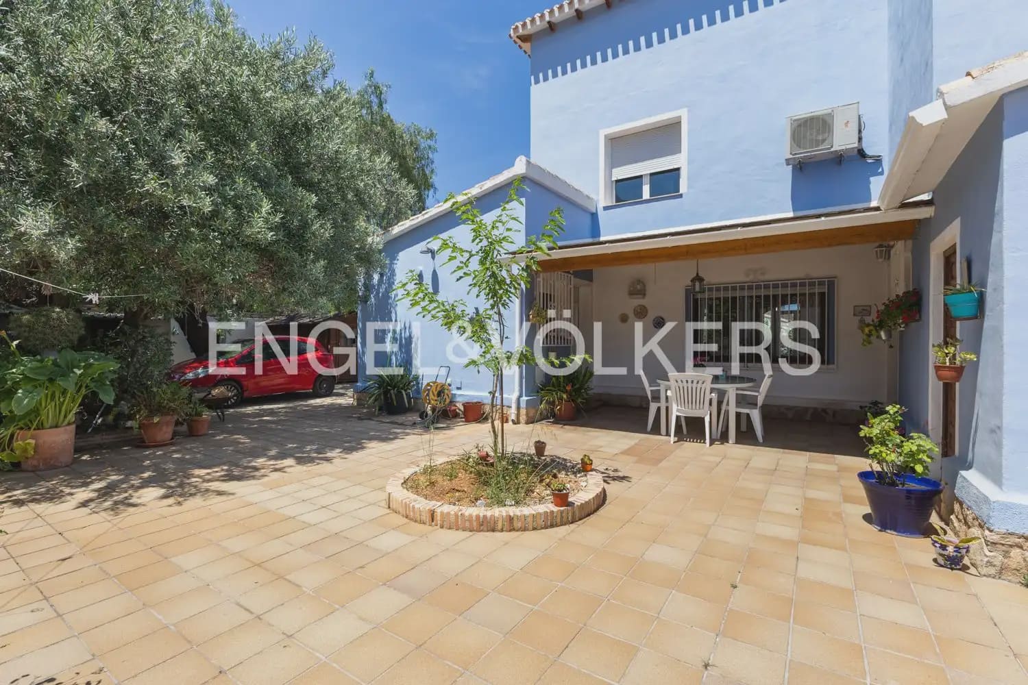 Chalet de 6 habitaciones en Dénia en venta con piscina garaje - 795.000 € (Ref: 9898163)