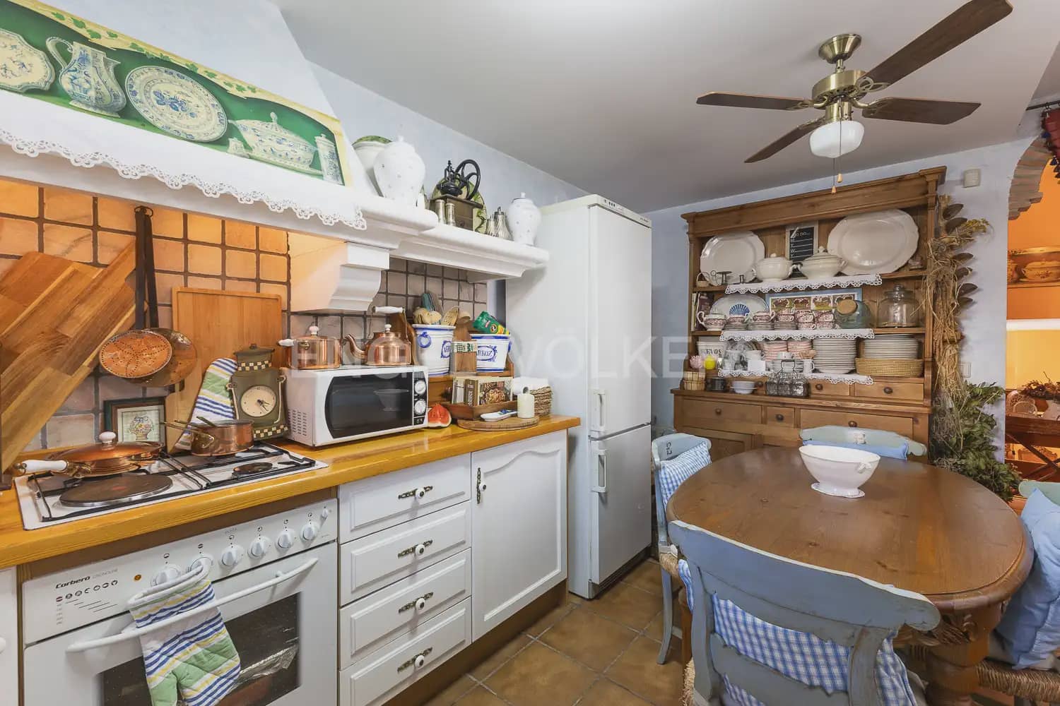 5 bedroom Terraced Villa for sale in Viver with garage - € 290,000 (Ref: 9898165)