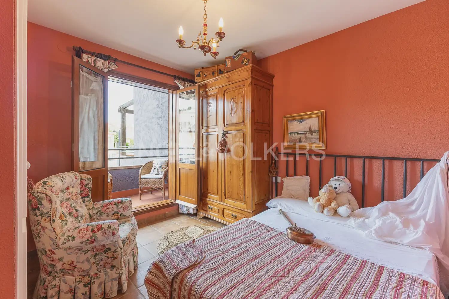 5 bedroom Terraced Villa for sale in Viver with garage - € 290,000 (Ref: 9898165)