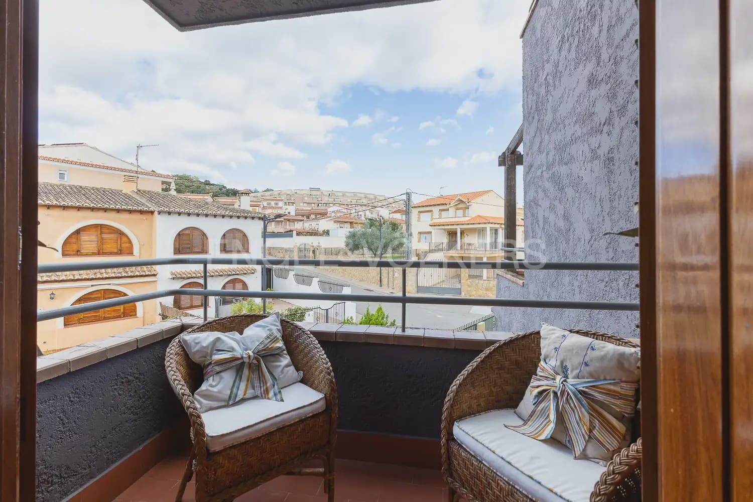 5 bedroom Terraced Villa for sale in Viver with garage - € 290,000 (Ref: 9898165)