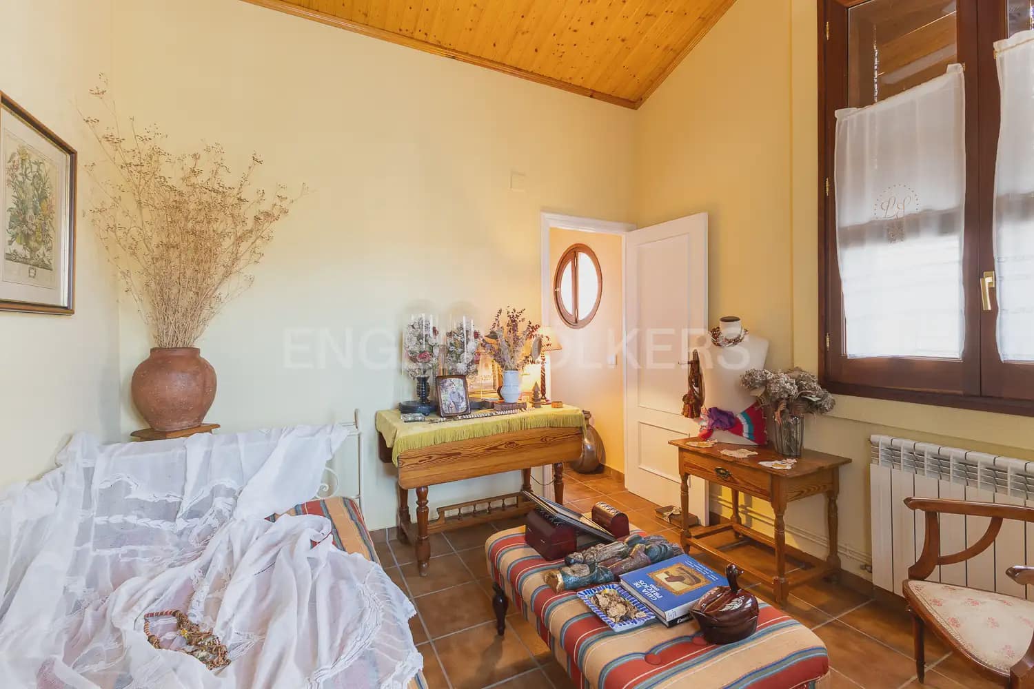 5 bedroom Terraced Villa for sale in Viver with garage - € 290,000 (Ref: 9898165)