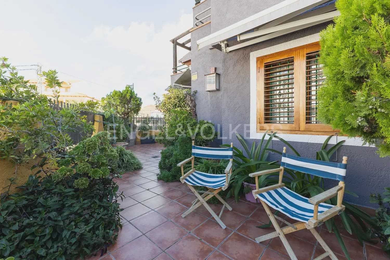 5 bedroom Terraced Villa for sale in Viver with garage - € 290,000 (Ref: 9898165)