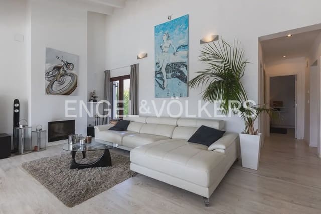 4 makuuhuone Huvila myytävänä paikassa Les Bassetes - El Marjal, Dénia mukana uima-altaan 
autotalli - 980 000 € (Ref: 9898167)