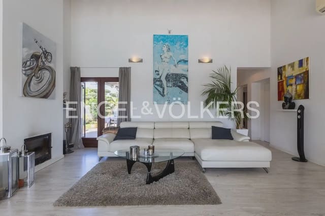 4 makuuhuone Huvila myytävänä paikassa Les Bassetes - El Marjal, Dénia mukana uima-altaan 
autotalli - 980 000 € (Ref: 9898167)