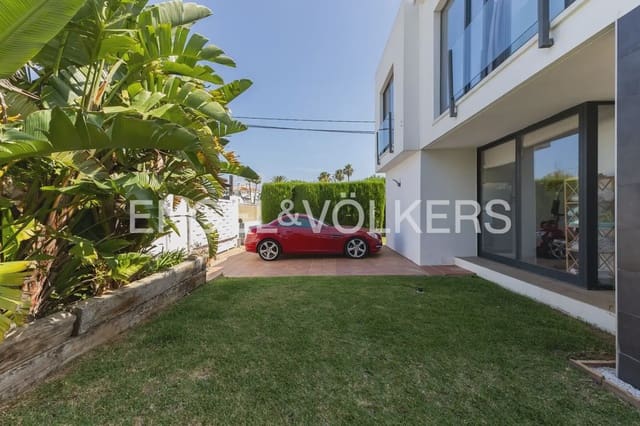 4 makuuhuone Huvila myytävänä paikassa Les Bassetes - El Marjal, Dénia mukana uima-altaan 
autotalli - 980 000 € (Ref: 9898167)