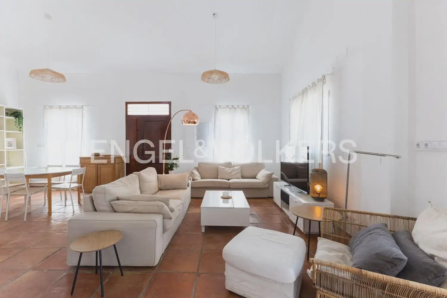 3 bedroom Villa for rent in Alboraya / Alboraia with garage - € 3,500 (Ref: 9898169)