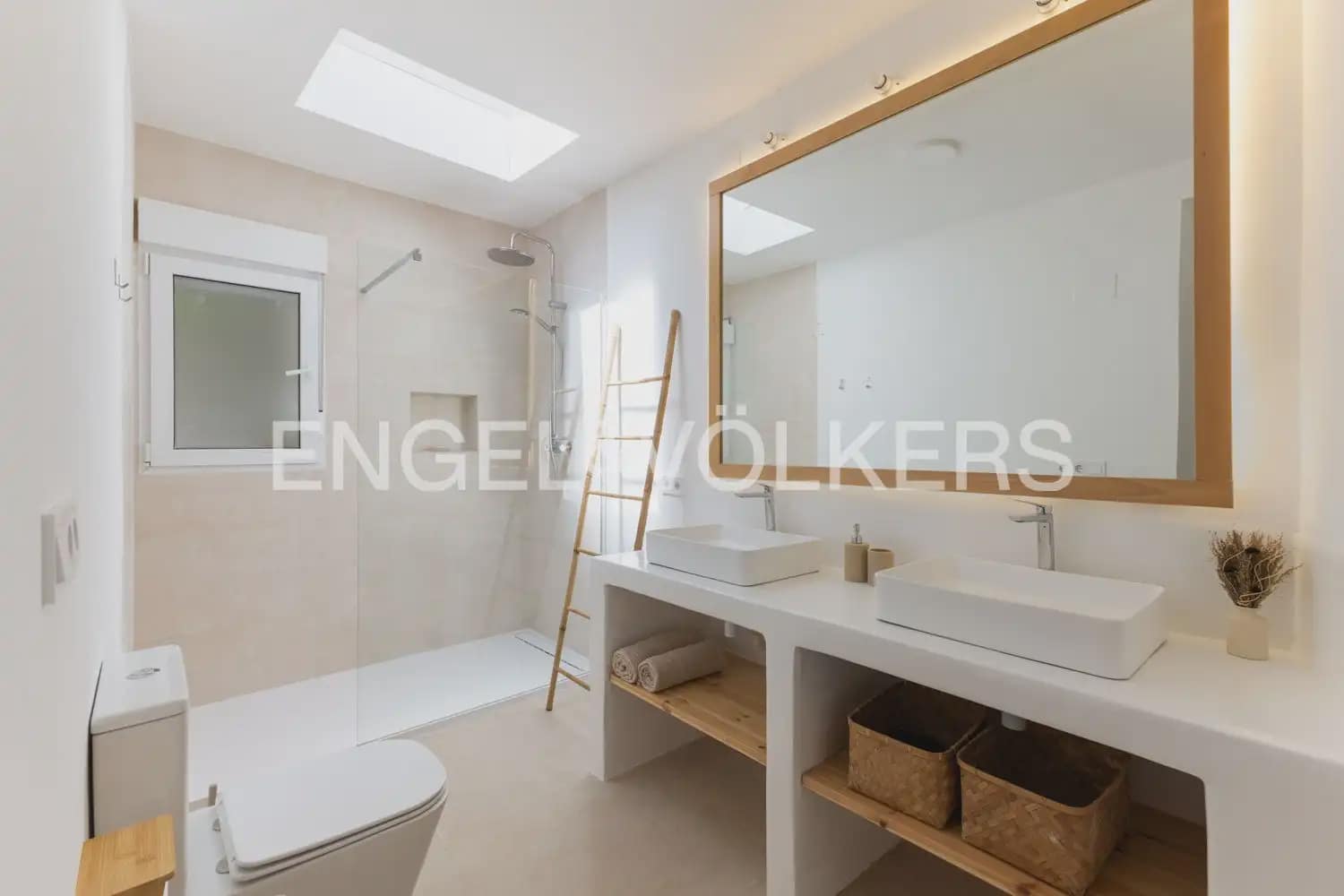 3 bedroom Villa for rent in Alboraya / Alboraia with garage - € 3,500 (Ref: 9898169)