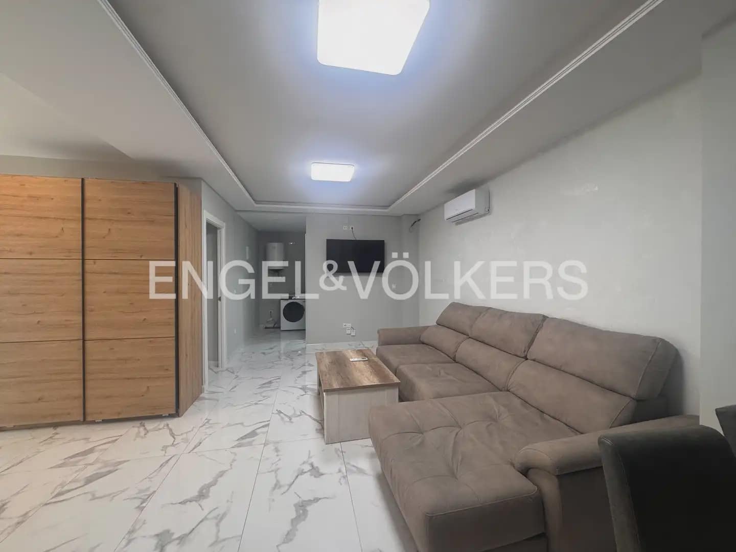 2 quarto Apartamento para arrendar em Valencia cidade - 2 000 € (Ref: 9898170)