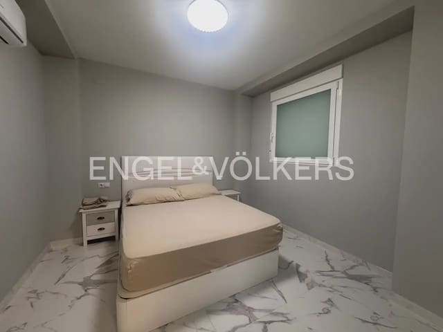 2 quarto Apartamento para arrendar em Torrefiel, Valência cidade - 2 000 € (Ref: 9898170)