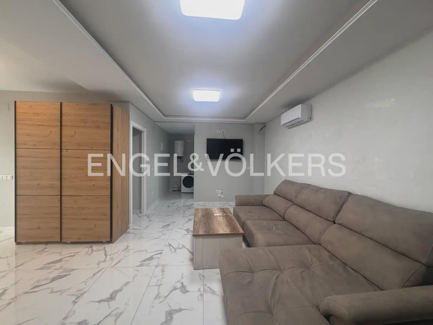 2 quarto Apartamento para arrendar em Valencia cidade - 2 000 € (Ref: 9898170)