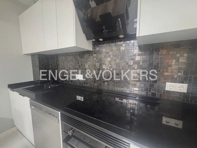 2 quarto Apartamento para arrendar em Torrefiel, Valência cidade - 2 000 € (Ref: 9898170)