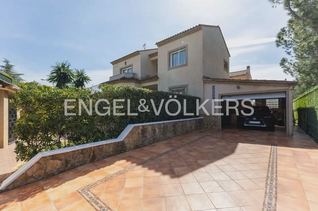 4 chambre Villa/Maison à vendre à L'Eliana avec piscine garage - 795 000 € (Ref: 9898171)