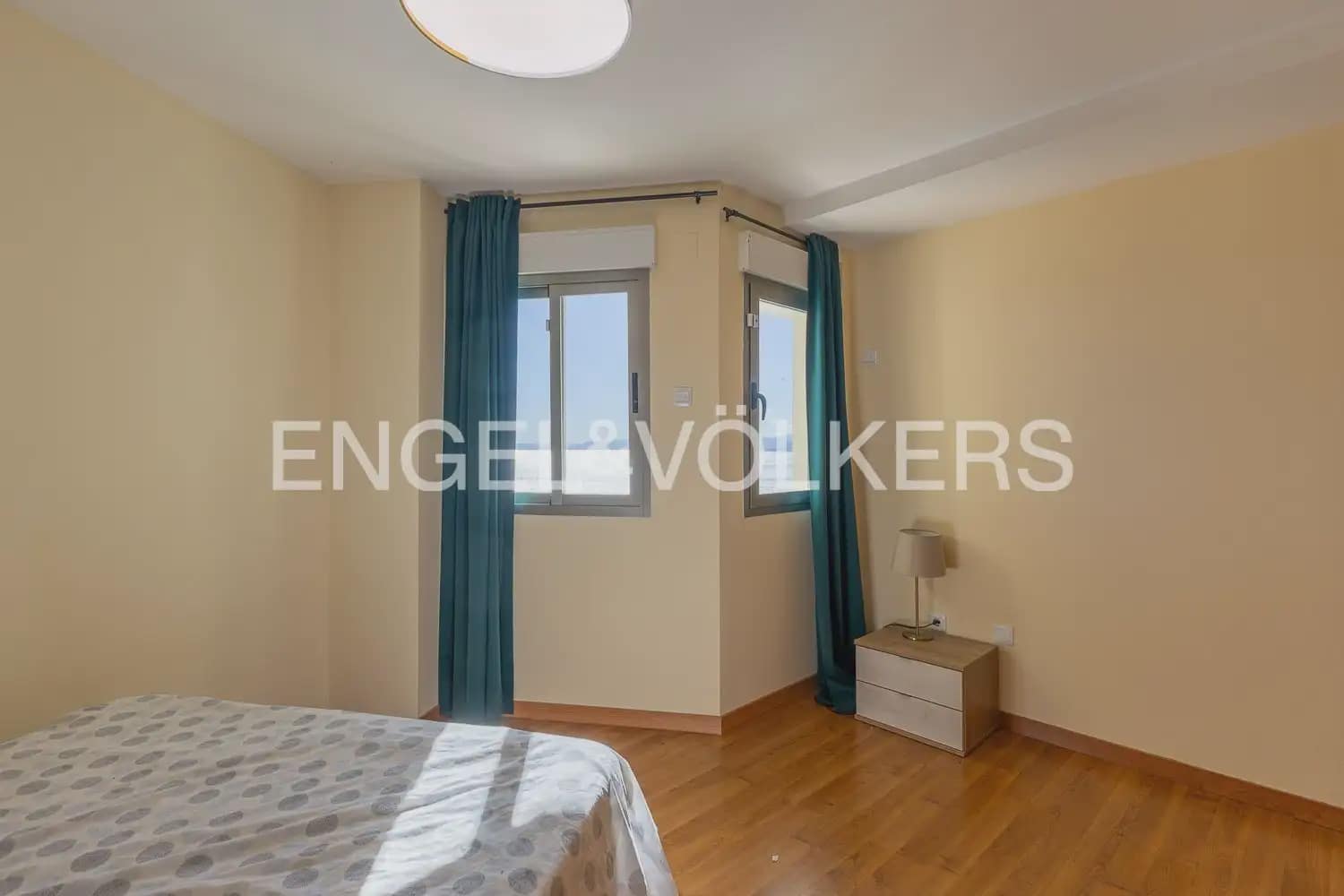 3 bedroom Villa for sale in Cullera with garage - € 890,000 (Ref: 9898173)