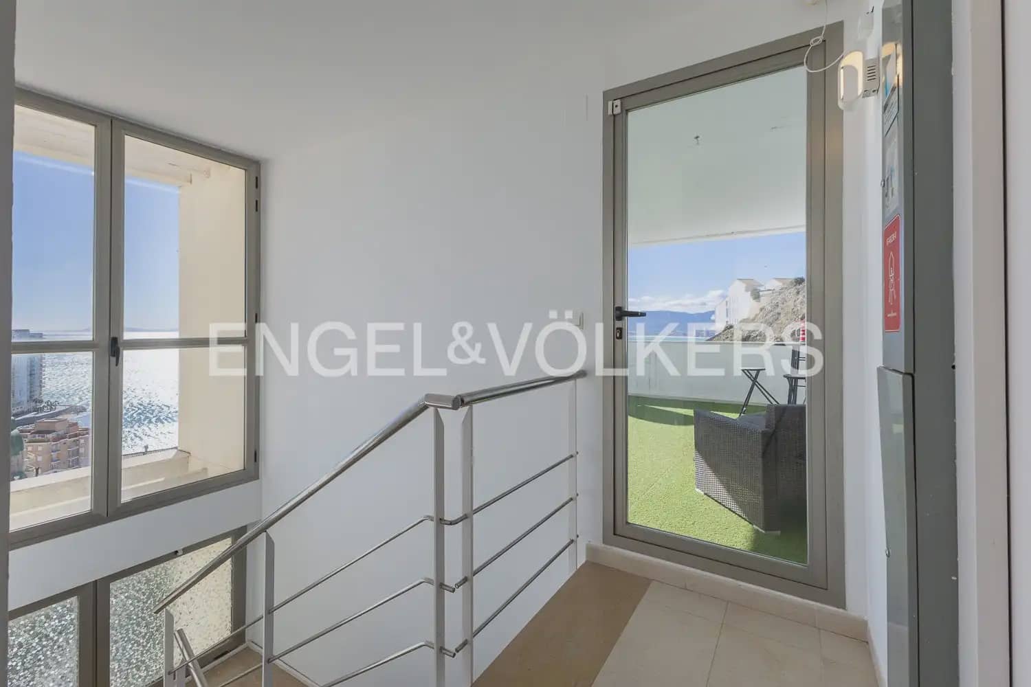 3 bedroom Villa for sale in Cullera with garage - € 890,000 (Ref: 9898173)