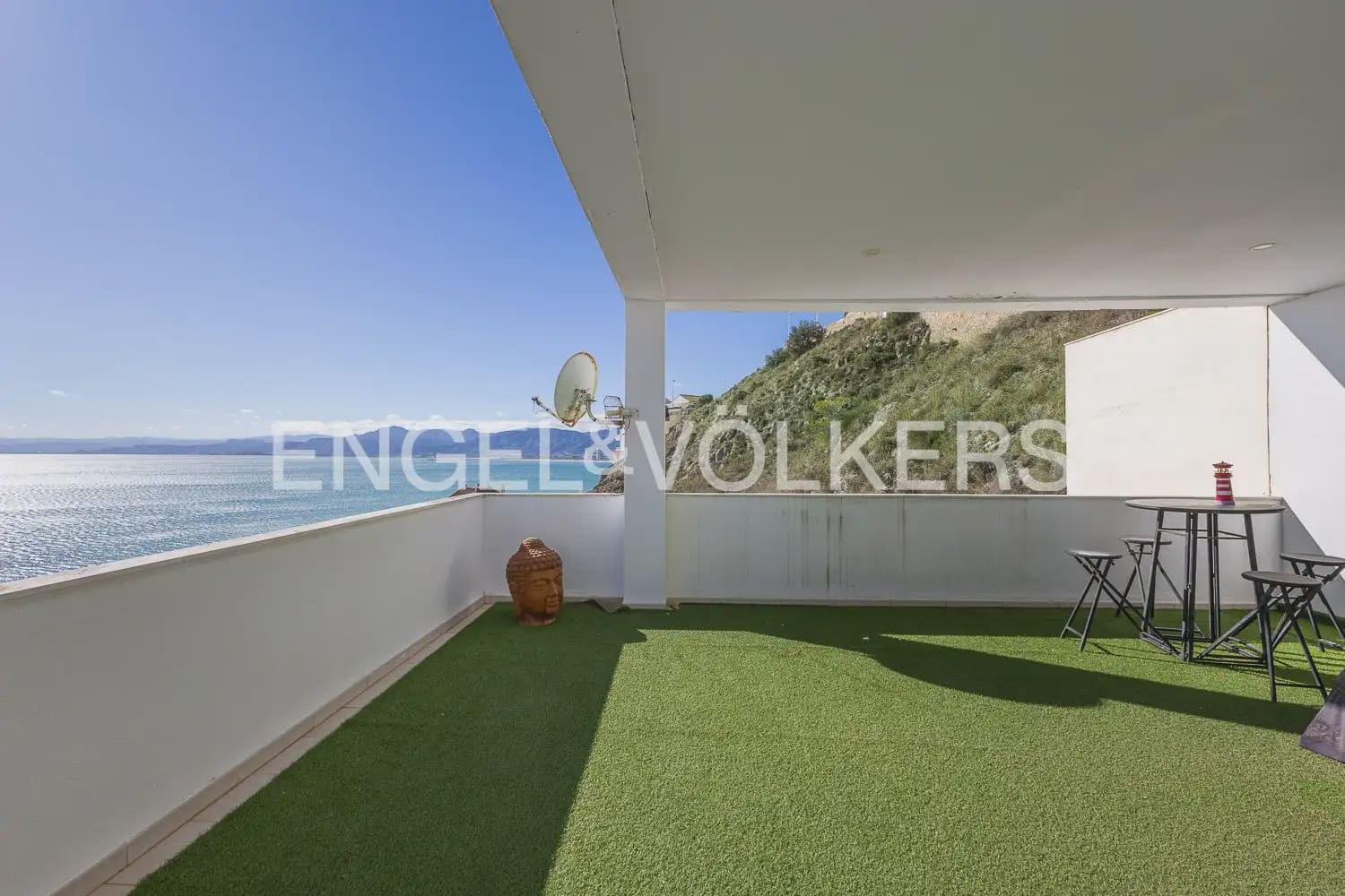 3 bedroom Villa for sale in Cullera with garage - € 890,000 (Ref: 9898173)