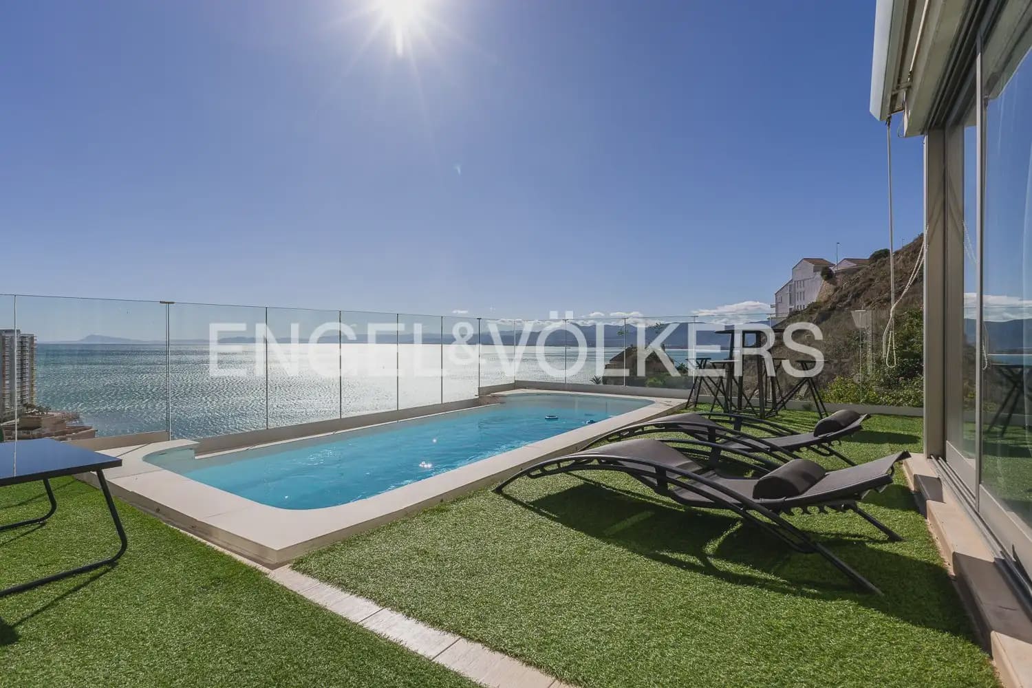 3 bedroom Villa for sale in Cullera with garage - € 890,000 (Ref: 9898173)