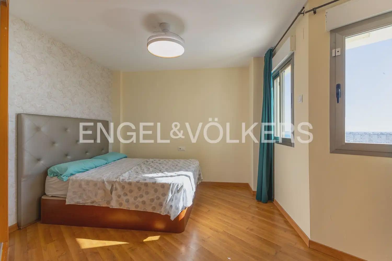 3 bedroom Villa for sale in Cullera with garage - € 890,000 (Ref: 9898173)