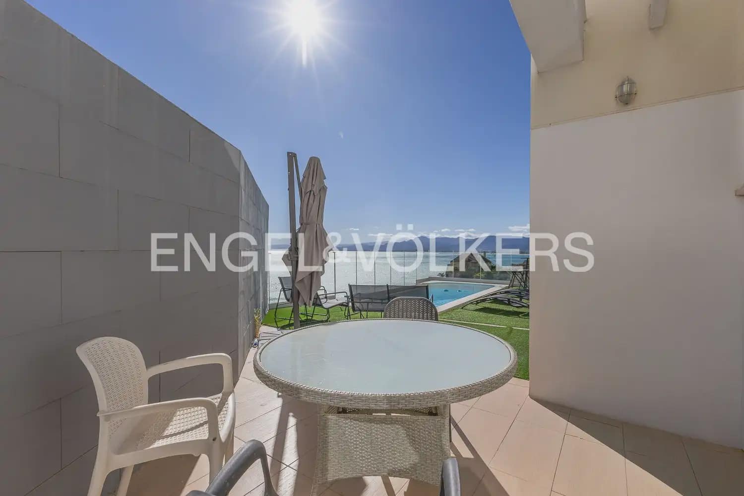 3 bedroom Villa for sale in Cullera with garage - € 890,000 (Ref: 9898173)
