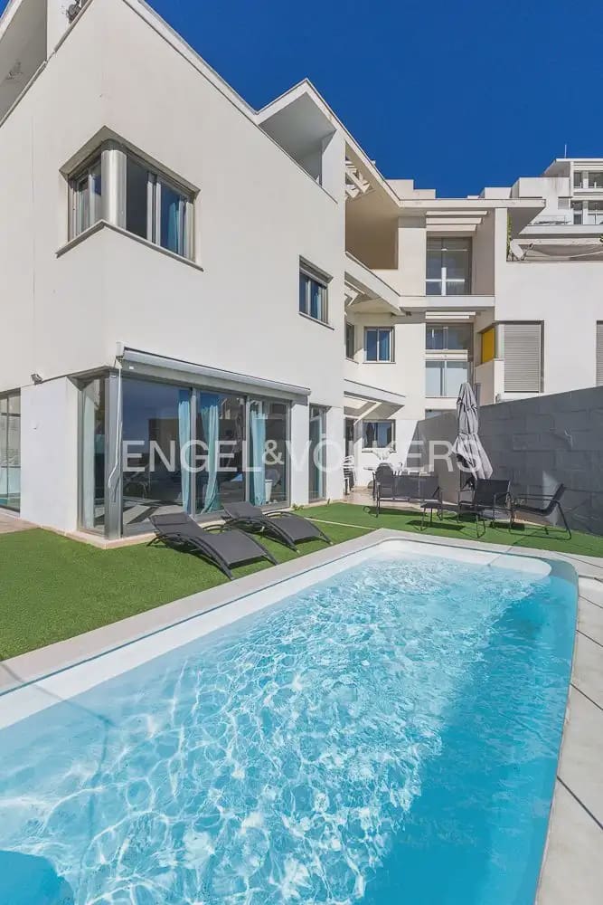 3 bedroom Villa for sale in Cullera with garage - € 890,000 (Ref: 9898173)