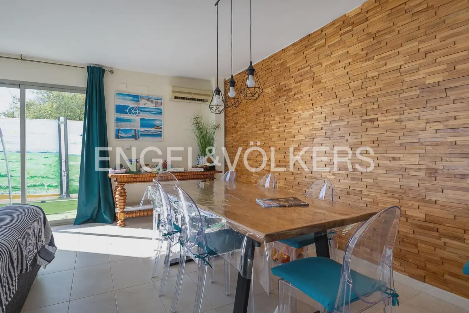 3 bedroom Villa for sale in Cullera with garage - € 890,000 (Ref: 9898173)