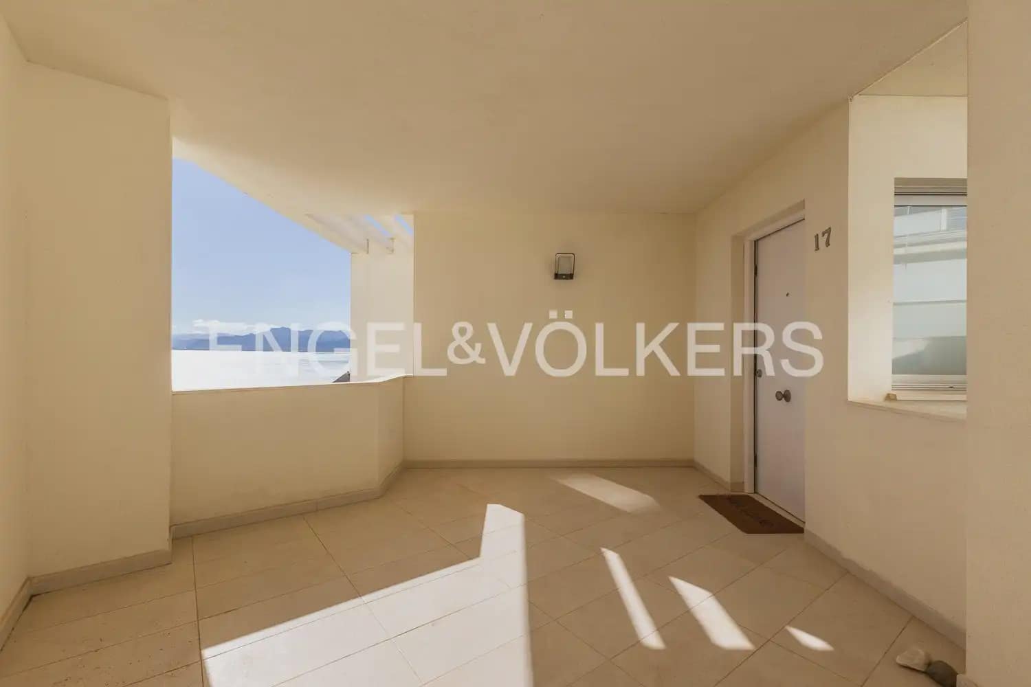 3 bedroom Villa for sale in Cullera with garage - € 890,000 (Ref: 9898173)