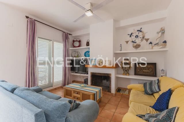 4 sypialnia Willa na sprzedaż w El Faro - El Dossel, Cullera z basenem garażem - 440 000 € (Ref: 9898174)