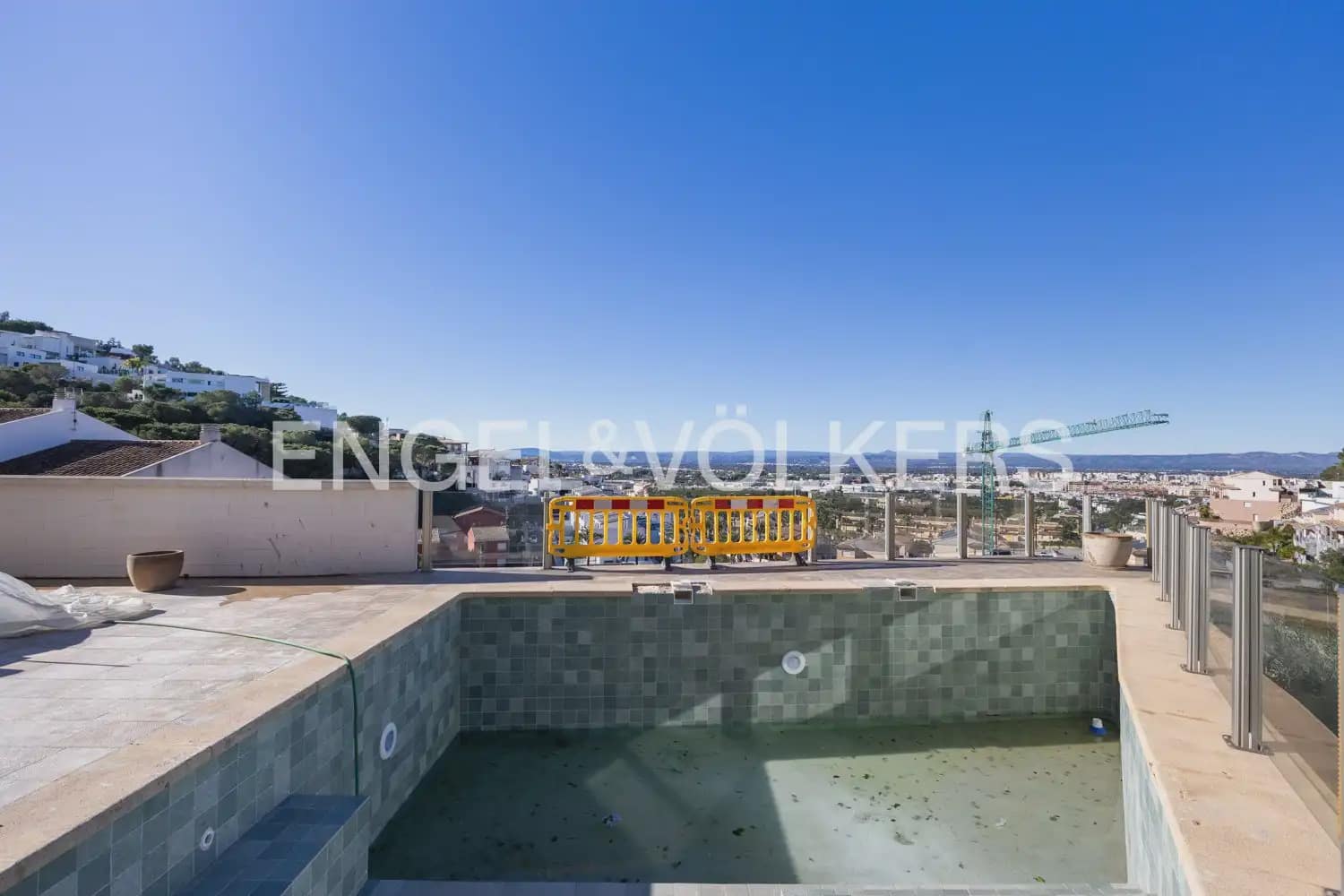 3 bedroom Semi-detached Villa for sale in Alzira with pool garage - € 480,000 (Ref: 9898175)