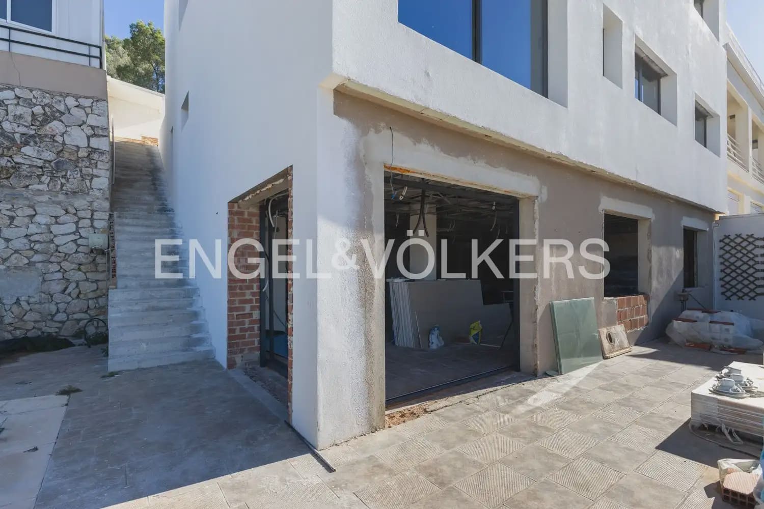 3 bedroom Semi-detached Villa for sale in Alzira with pool garage - € 480,000 (Ref: 9898175)