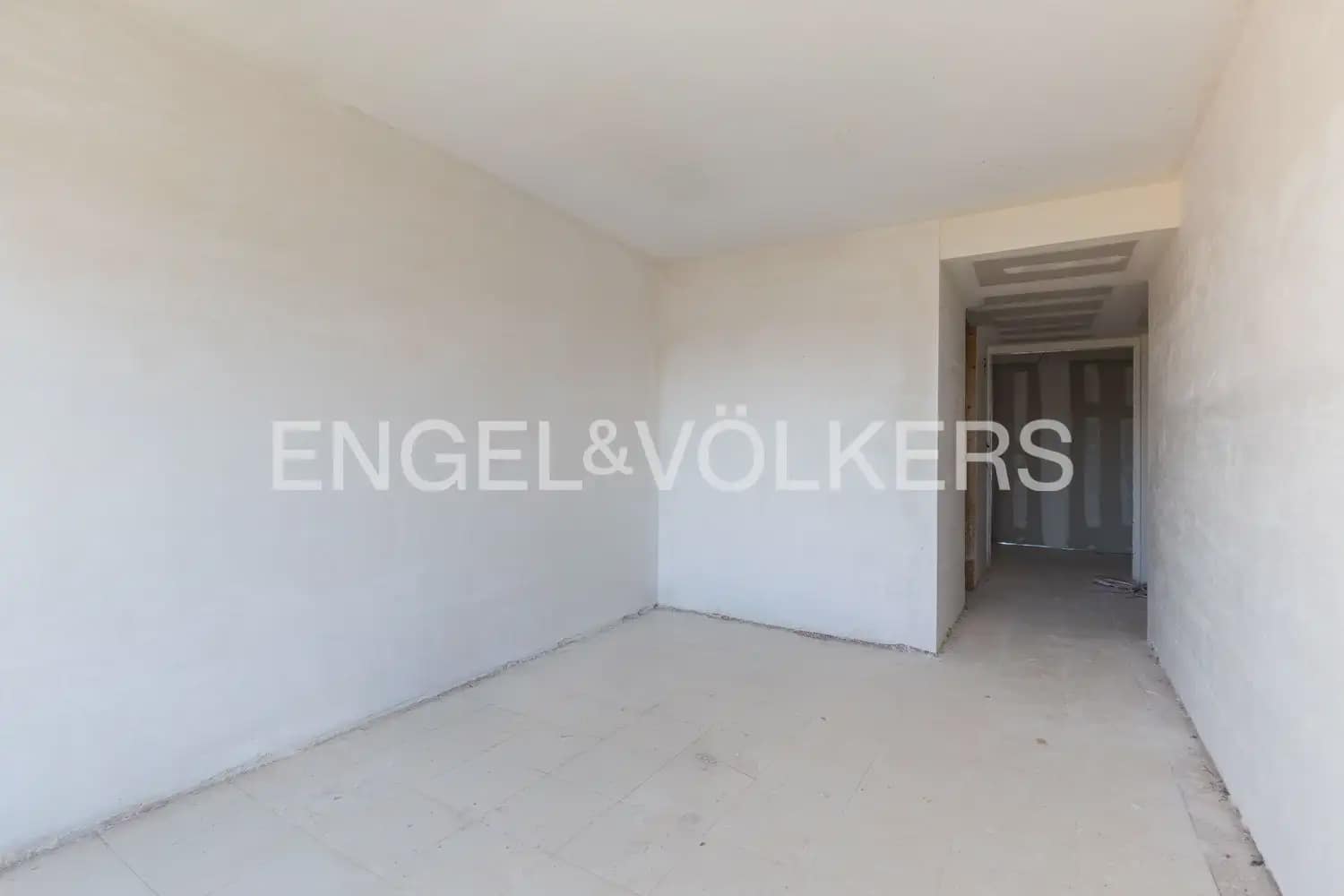 3 bedroom Semi-detached Villa for sale in Alzira with pool garage - € 480,000 (Ref: 9898175)