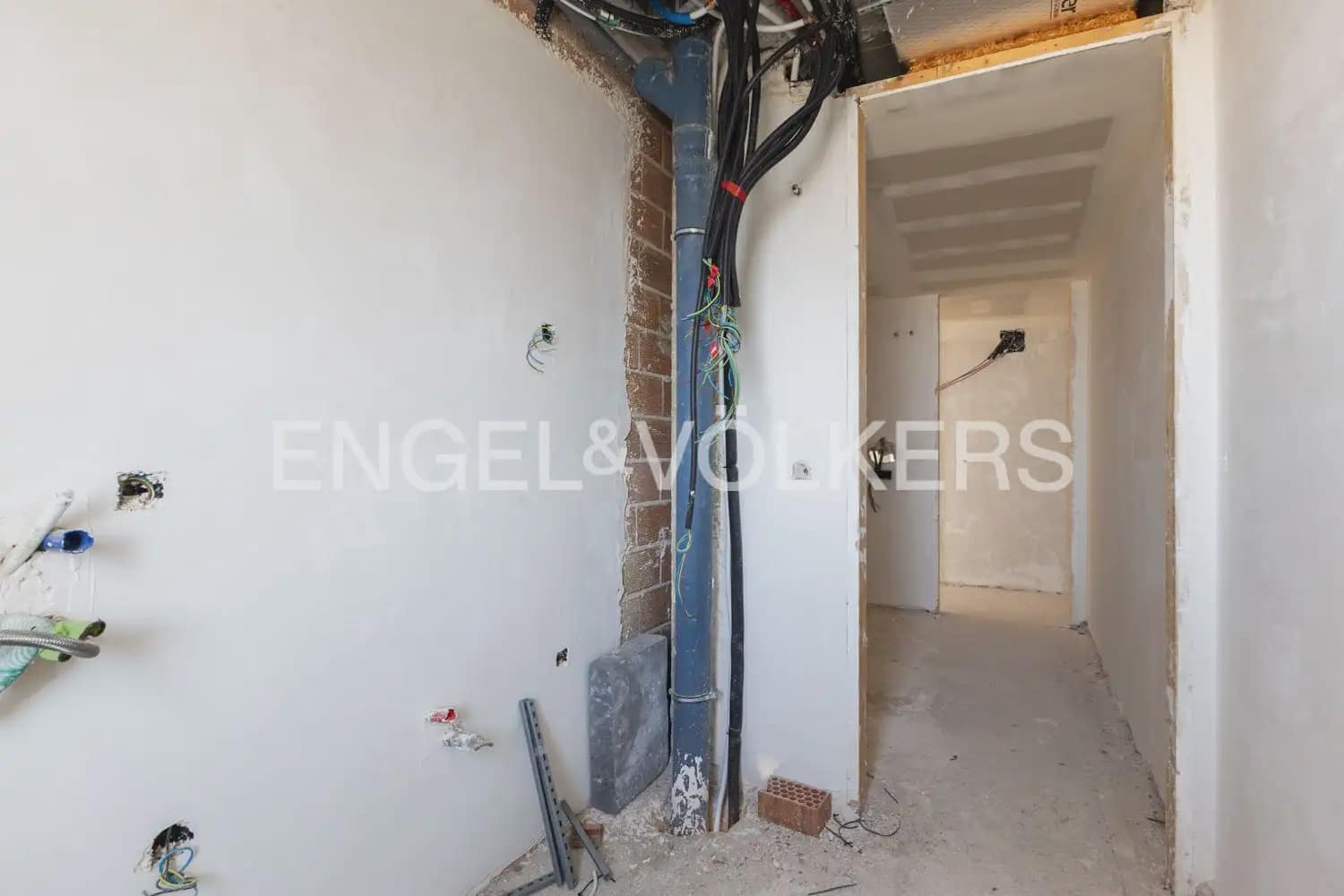 3 bedroom Semi-detached Villa for sale in Alzira with pool garage - € 480,000 (Ref: 9898175)