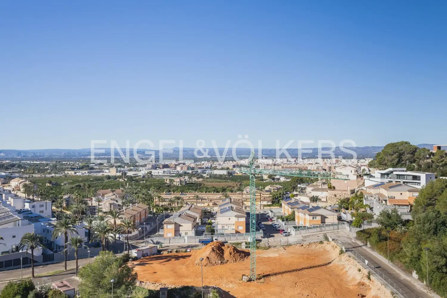 3 bedroom Semi-detached Villa for sale in Alzira with pool garage - € 480,000 (Ref: 9898175)