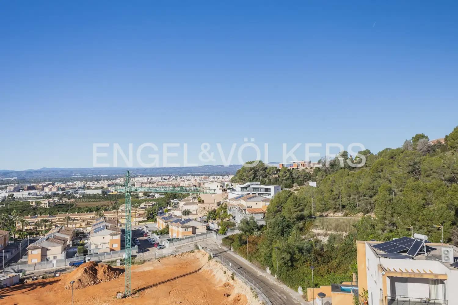 3 bedroom Semi-detached Villa for sale in Alzira with pool garage - € 480,000 (Ref: 9898175)