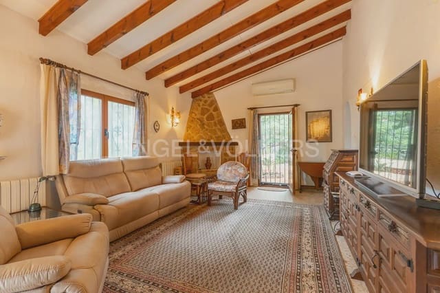 4 sovrum Finca/Hus på landet till salu i Pedreguer med garage - 295 000 € (Ref: 9898176)